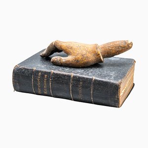 Oeuvre d'art Sculpturale avec Livre et Main Mystérieuse, 1990s