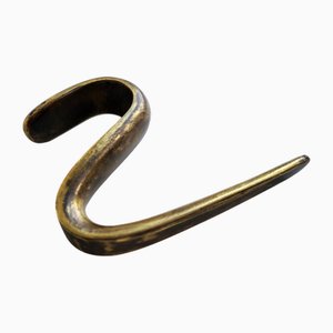 Modernistischer Messinghaken von Carl Auböck, Österreich, 1950er