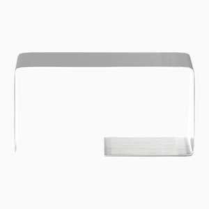 Mesa de centro T-02 de acero inoxidable plateado de Kwaku Boateng