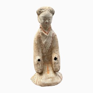 Chine Dame de Cour Agenouillée en Terre Cuite Grise