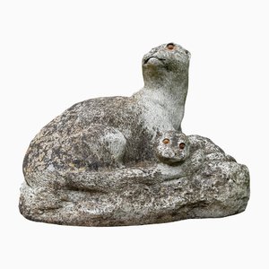 Adorno de jardín de nutria náutica con crías, de finales del siglo XX