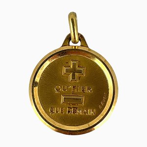 Französischer More Than Yesterday Love Charm Anhänger aus 18 Karat Gelbgold von Augis, 1960er