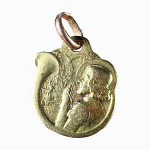 Colgante de cuerno de caza de ciervo francés en oro amarillo de 18 k de Rasumny, década de 1890