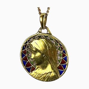 Französische Jungfrau Maria Plique a Jour Emaille Medaille aus 18 Karat Gelbgold von E Dropsy, 1920er