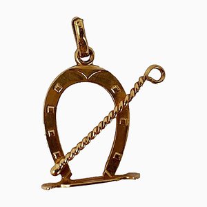 Lucky Horseshoe & Whip Charm Anhänger aus 18 Karat Gelbgold, 1960er