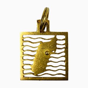 Island Map 18 Karat Yellow Gold Square Charm Pendant, 1950s