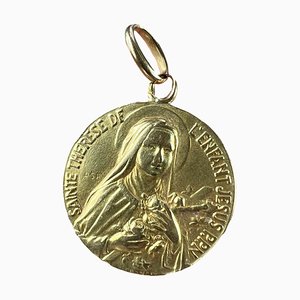 Französischer Religiöser Medaillen-Anhänger St. Therese aus 18 Karat Gelbgold, 1920er