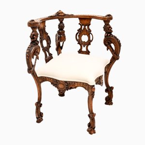Chaise d'Angle en Noyer Sculpté, 1790s