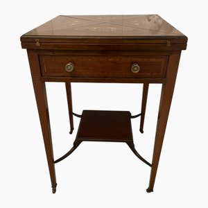 Antiker edwardianischer Beistelltisch aus Mahagoni, 1900