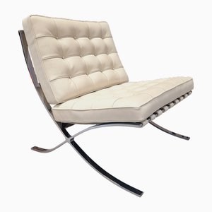 Sedia Barcelona di Ludwig Mies van der Rohe per Knoll Inc. / Knoll International
