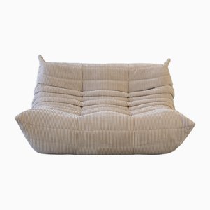Divano a due posti Togo in velluto a coste beige di Michel Ducaroy per Ligne Roset