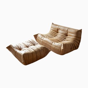Set di pouf Togo in pelle marrone cammello e divano a due posti di Michel Ducaroy per Ligne Roset