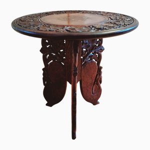 Table d'Appoint en Bois Sculptée à la Main avec Incrustations de Laiton