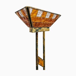 Lampada da terra brutalista in vetro martellato e ferro dorato attribuita a Longobardo, anni '70