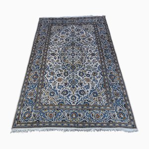 Middle Eastern Hand-Knotted Kashan Rug