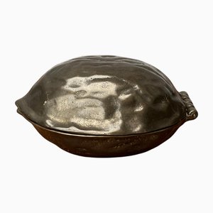 Cascanueces Mid-Century en forma de nogal de bronce, años 60