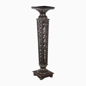 Columna de estilo neorrenacentista de madera tallada, Italia, siglo XX