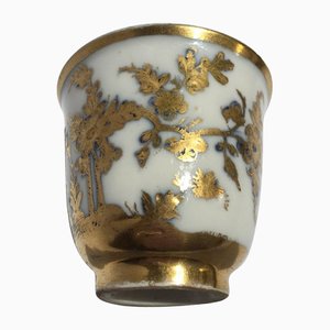 Mid-18th Century Cup in White Porcelain with Golden Drawings from Meissen