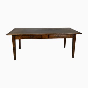 Brauner Esstisch aus Holz