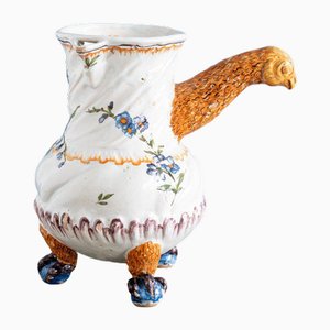 Cafetera con asa de águila de Meillonas Faience