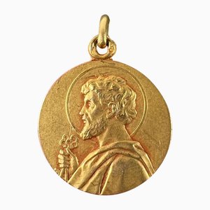 Französische Saint Peter Medaille aus 18 Karat Gelbgold mit Charm-Anhänger, 1930er