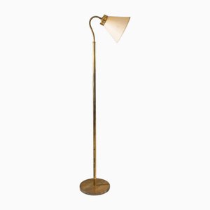 Mid-Century Swedish Floor Lamp in Brass attributed to Josef Frank for Svenskt Tenn, 1950s