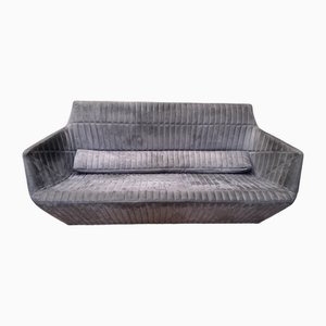 Divano grigio sfaccettato di Ronan & Erwan Bouroullec per Ligne Roset, inizio XXI secolo