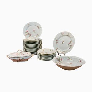 Porzellangeschirr mit Blumendekor von Limoges, 1950er, 31 Set