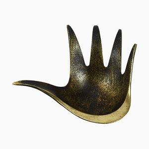 Mano escultural de latón de Herta Baller para Walter Bosse, años 50