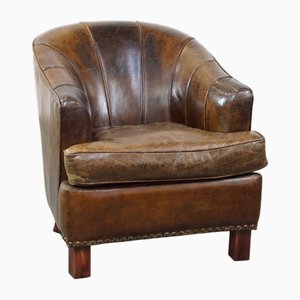 Armchair with Design and Finish in Leather