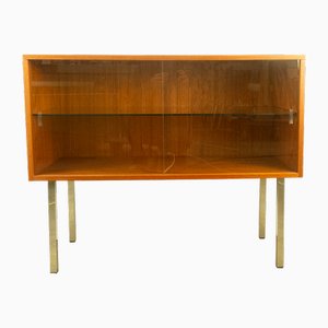 Vitrine mit Schiebetüren aus Teak, 1970er