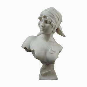 Emmanuel Villanis, Busto de la Niña de Bohemia, 1890, Mármol