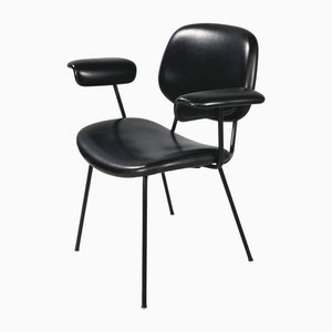 Moderner italienischer Mid-Century Sessel aus Skai & schwarzem Metall von Olivetti, 1960er