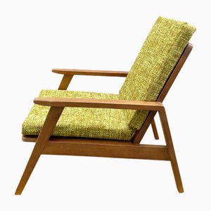 Scandinavian Armchair in Large Mesh Fabric