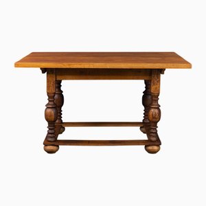 Mesa de comedor barroca de roble