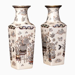 Jarrones asiáticos de porcelana. Juego de 2