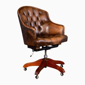 Chesterfield Leatherette Swivel Chair