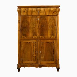 Biedermeier Sekretär in Nussbaum