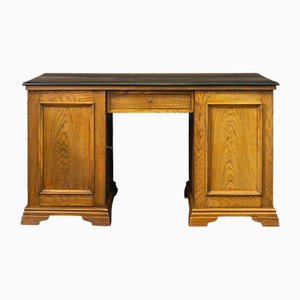 1st half of the 20th century Desk