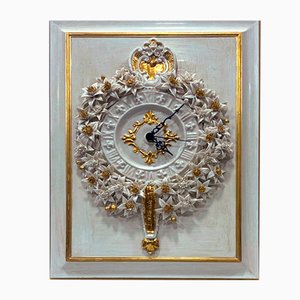 Wanduhr aus Porzellan mit Akzenten aus Blattgold von Giulio Tucci für Capodimonte, 1990er
