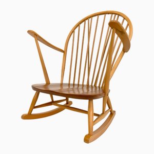 Mid-Century Windsor Grandfather Rocking Chair in Wood attributed to Lucian Ercolani for Ercol, England, 1960s