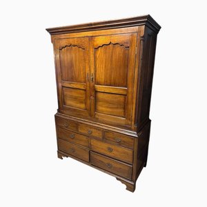Armoire à linge en Chêne
