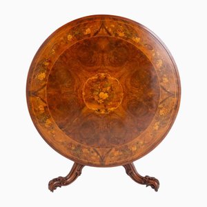 Centre de Table Victorien en Noyer, 1860