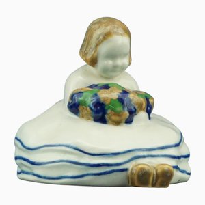 20th Century Art Deco Ceramic Sculpture depicting a Little Girl by Michael Powolny for the Wiener Keramik Manufacture, 1912, Austria