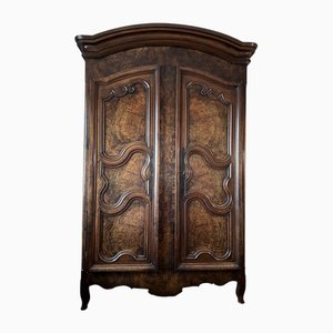 Louis XV Bressane Wardrobe in Walnut, 18th Century