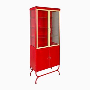 Italienische Rote Art Deco Vitrine aus Rot lackiertem Metall & Klarglas, 1940er