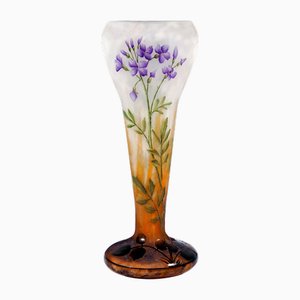 Jugendstil Cameo Vase mit Kuckucksblumen Deko von Daum Nancy, Frankreich, 1915