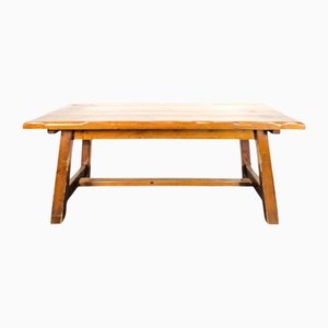 Assembly Table from Roberts