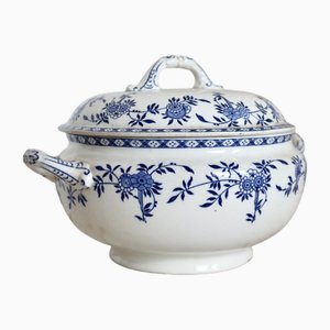 Sopera antigua de porcelana de Dresden