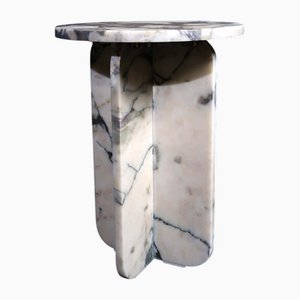 Mensa Side Table in Calaccata Vola by Manifeste